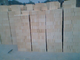 亞龍耐火材料 專業(yè)生產(chǎn)耐火磚，價格與廠家詳情